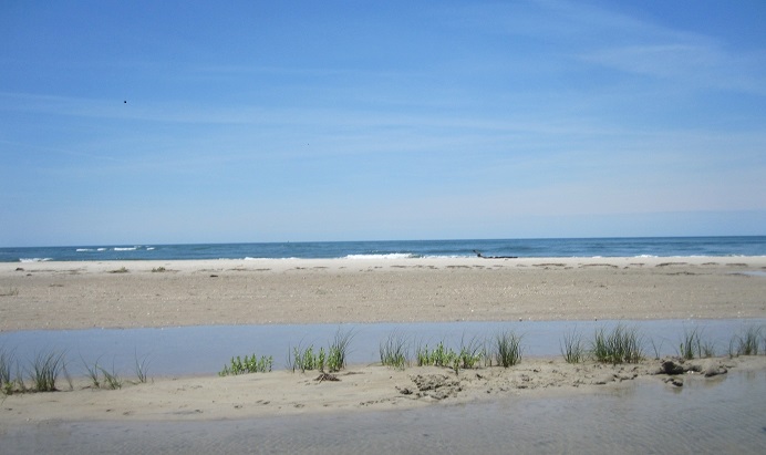 beach . ocean . Holden Beach NC